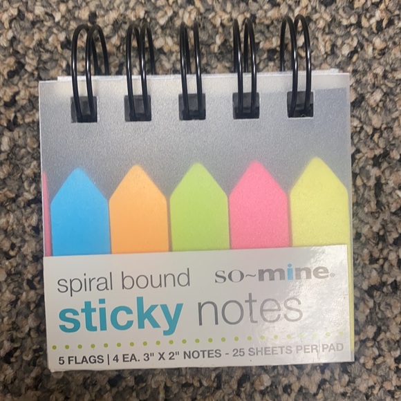 Post-It Flag Combo Pack - Sticky Tabs & Spiral Bound Sticky Notes (Comes as Set) - Picture 6 of 12